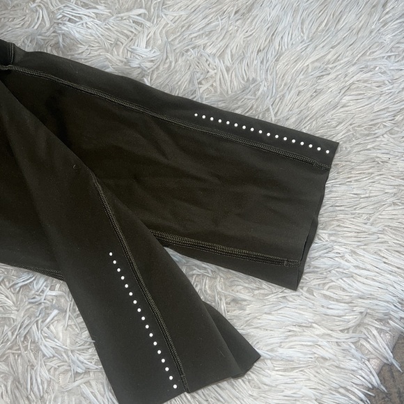 Lululemon fast and free capris - Picture 3 of 4